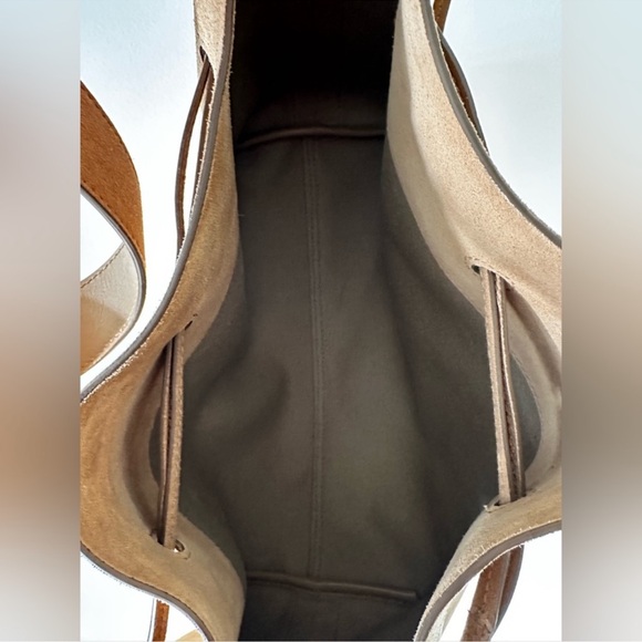 Madewell The Drawstring Shoulder Bag - Picture 11 of 11